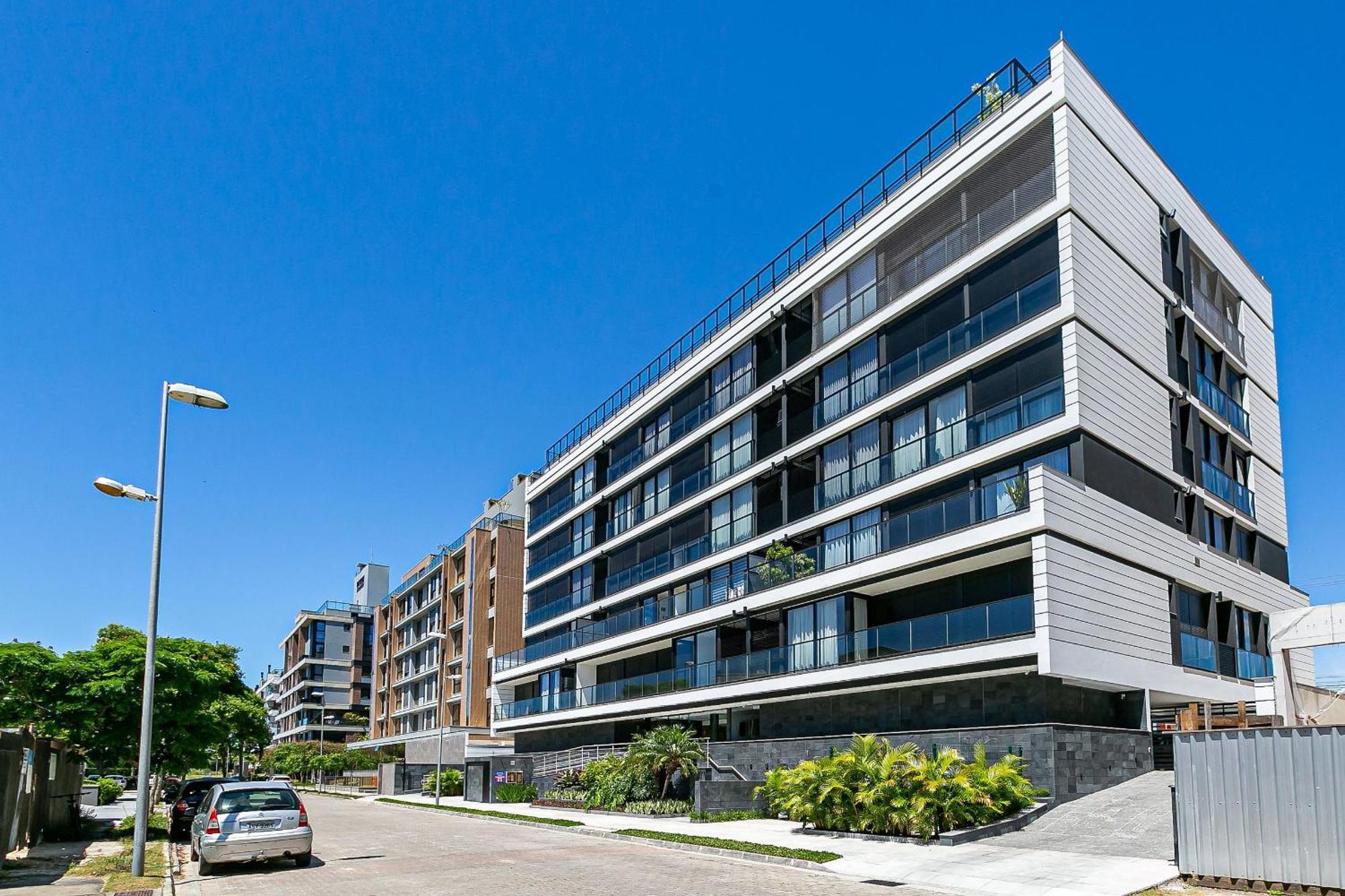 Novo, COMPLETO e Moderno em condomínio incrível no coração de Jurerê Internacional #JA15 Florianópolis Exterior foto